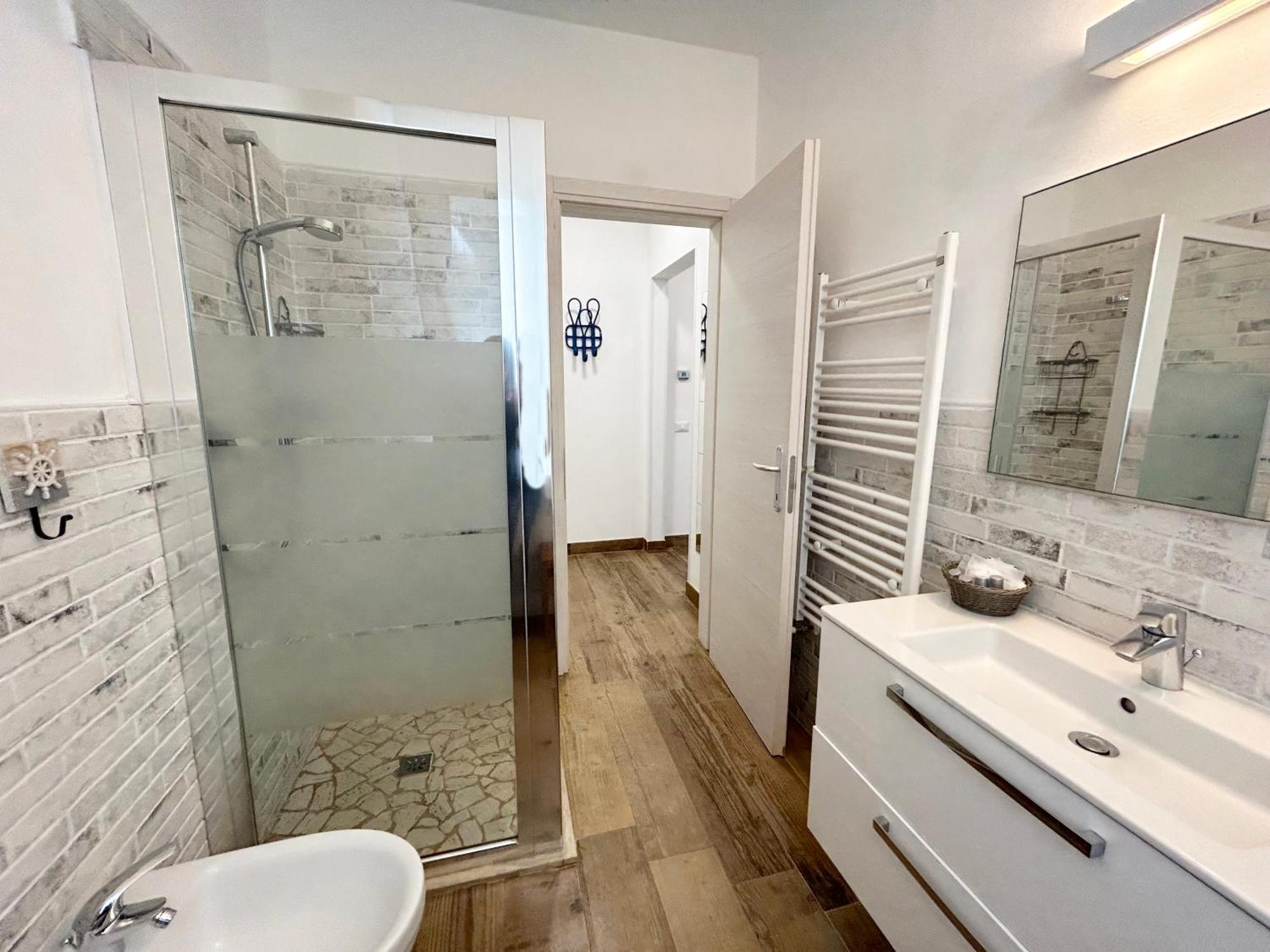 La Casa Di Rosi Al Mare Apartman Vada Kültér fotó