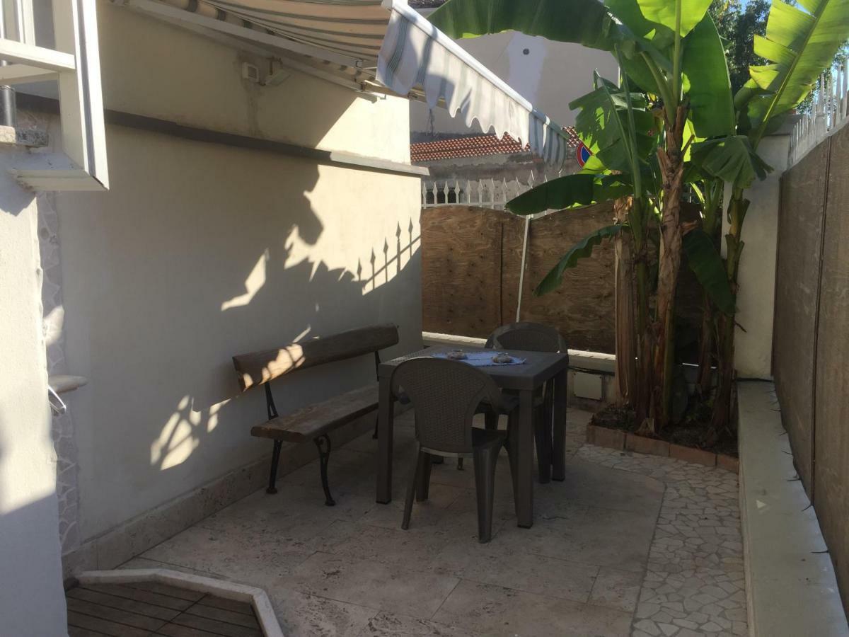 La Casa Di Rosi Al Mare Apartman Vada Kültér fotó